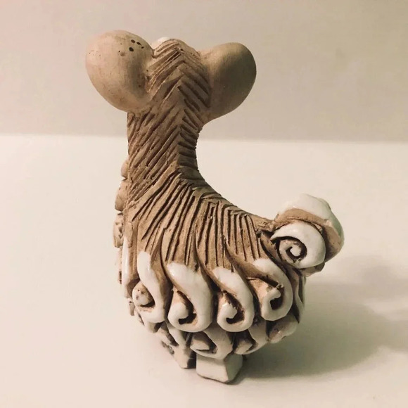 Vtg Artesania Rinconada Llama Art Pottery Figurine 3.25  Inch Tall Chipped Foot - Picture 4 of 16